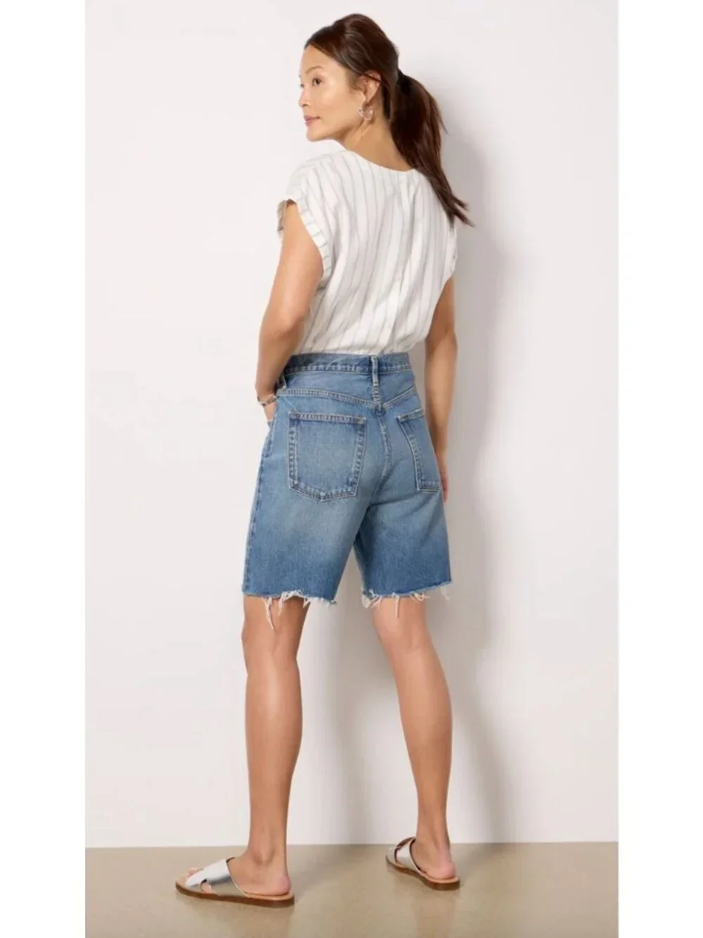 AGOLDE 90's Raw-Cut Edge Long Denim Shorts Size 25 Ruin Blue Bermuda